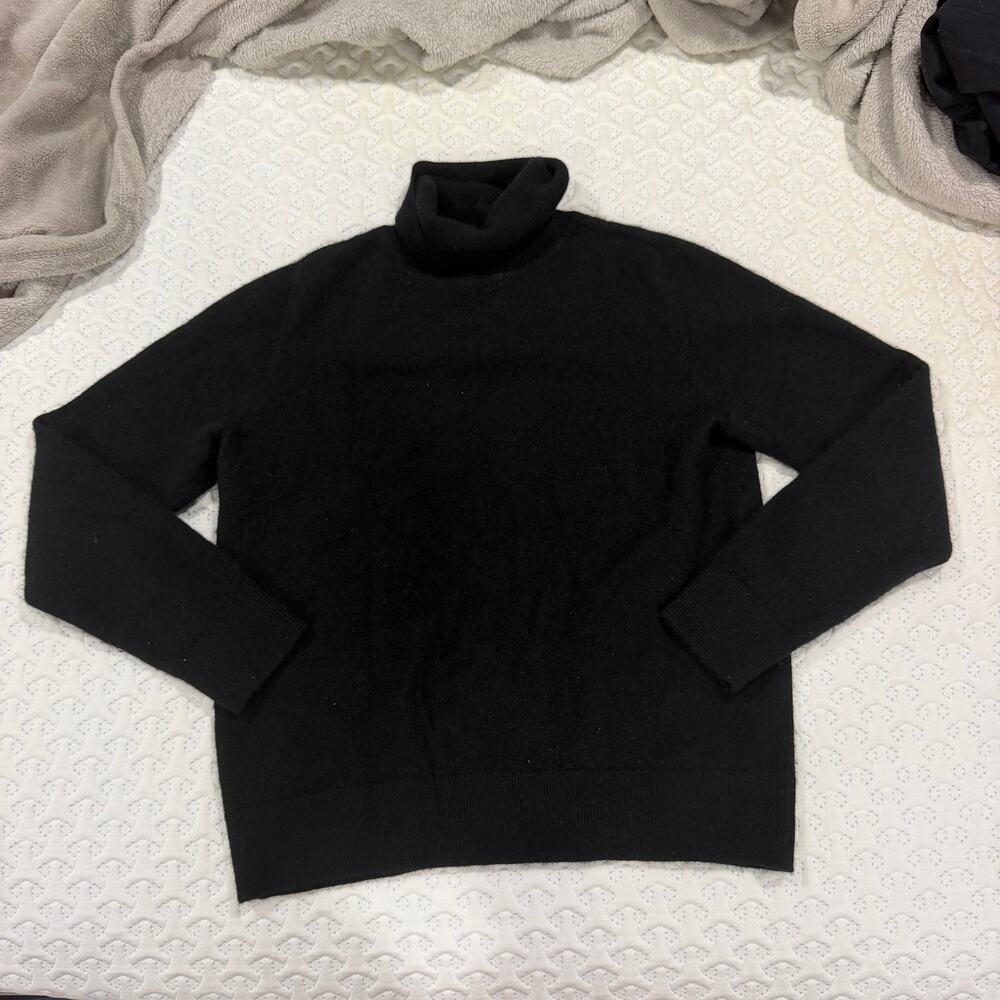 Quince Black Turtleneck Sweater Women’s M Cashmere Blend